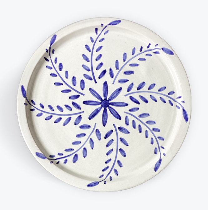 Collette Dinnigan Italian made hand painted Blue Swirl Dinner Plate ceramics
